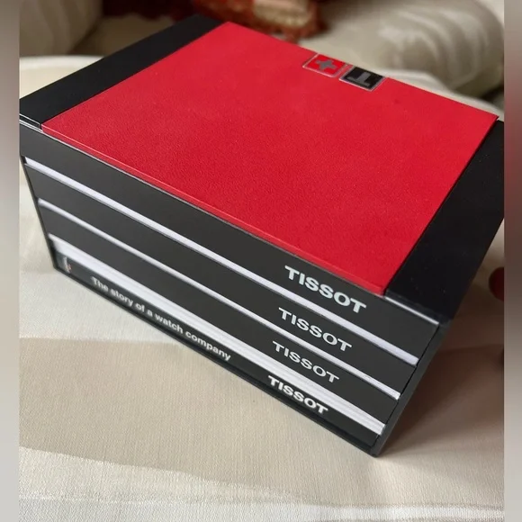 EUC TISSOT POCKET WATCH. CASE AND DUST BAG INCLUDED. - Picture 6 of 13